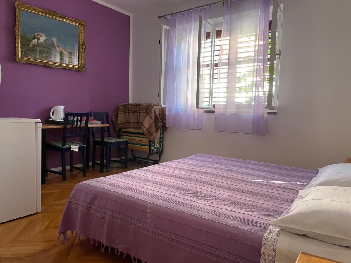 Hvar Guesthouse - Double Bedroom With Private Bathroom Jelsa  Extérieur photo