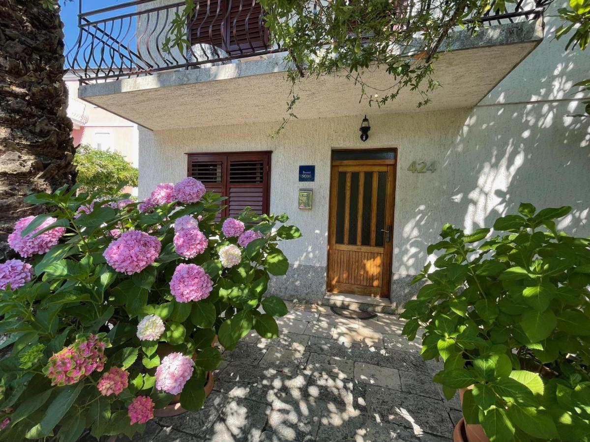 Hvar Guesthouse - Double Bedroom With Private Bathroom Jelsa  Extérieur photo