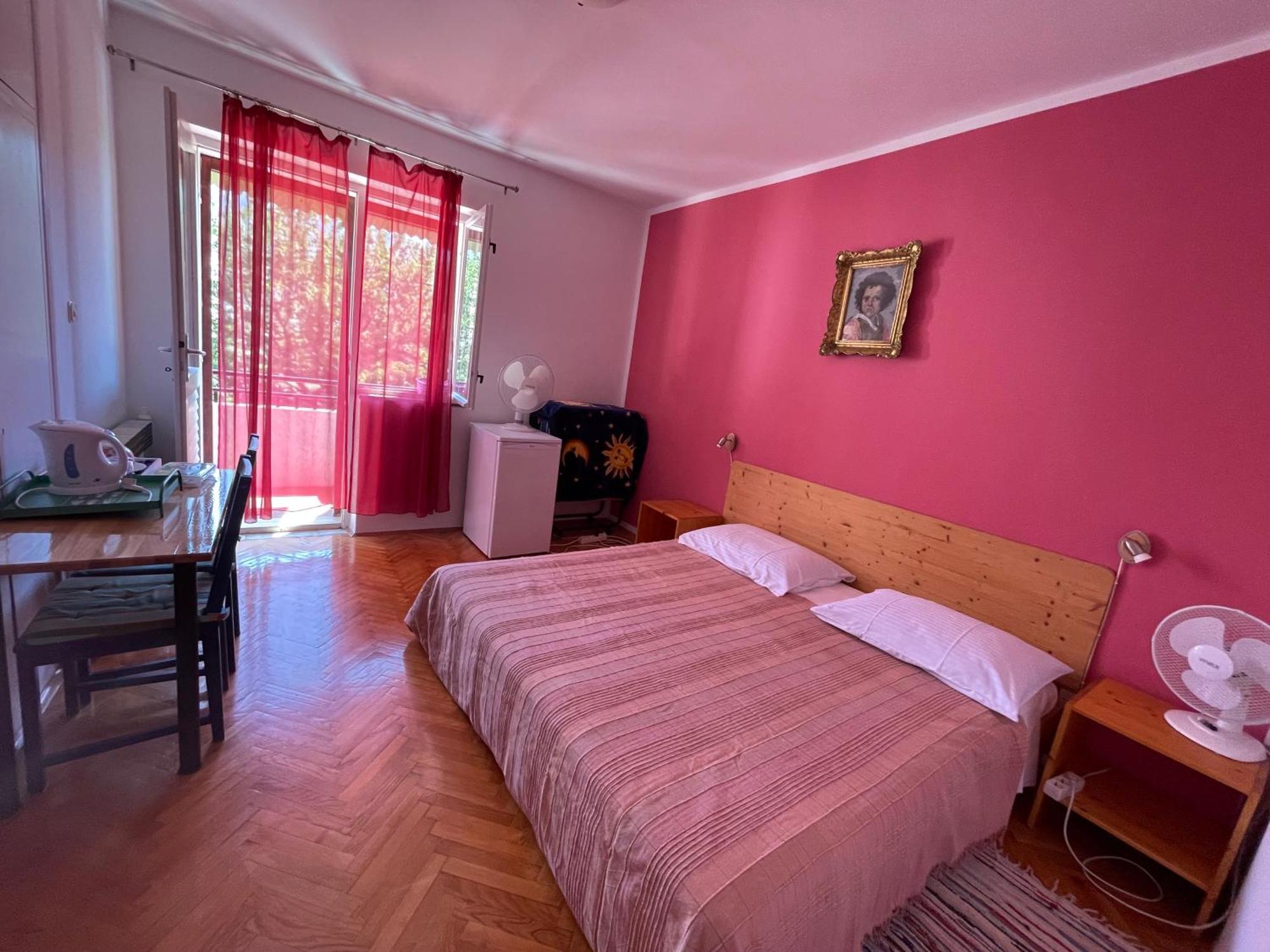 Hvar Guesthouse - Double Bedroom With Private Bathroom Jelsa  Extérieur photo